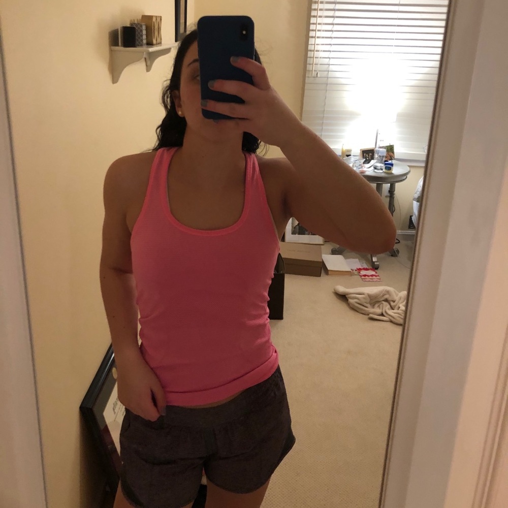Lulu lemon swiftly tank